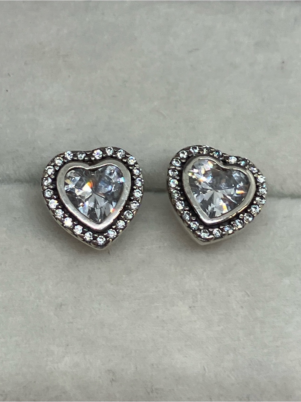 Pandora 925 ALE Sparkling Love Clear Cz Heart Halo Stud Earrings #290568CZ
